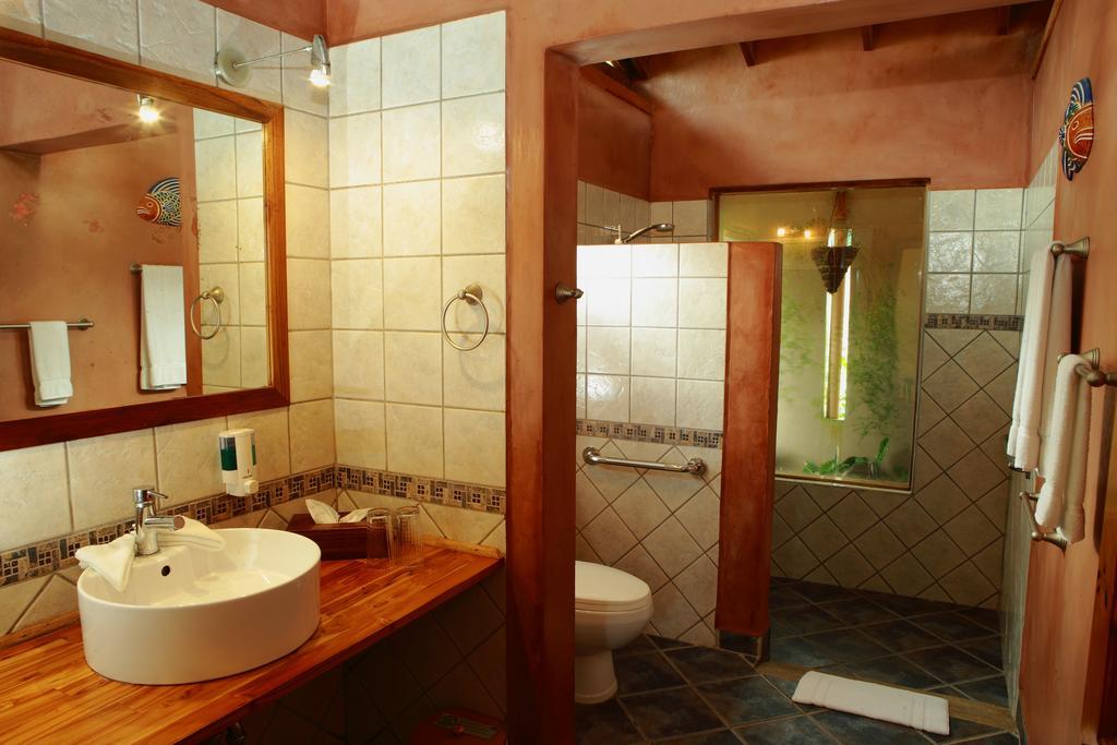 Tenorio Lodge Bijagua Bagian luar foto